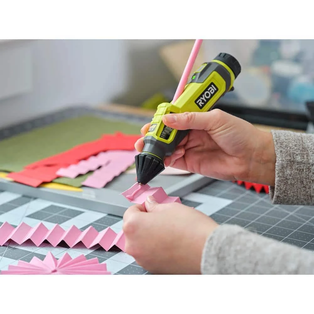 Ryobi USB Lithium Glue Pen Kit With 2.0 Ah USB Lithium Battery, Charging Cable, And USB Lithium 3-Port Charger 10 Ryobi USB Lithium Glue Pen Kit With 2.0 Ah USB Lithium Battery, Charging Cable, And USB Lithium 3-Port Charger - Image 10