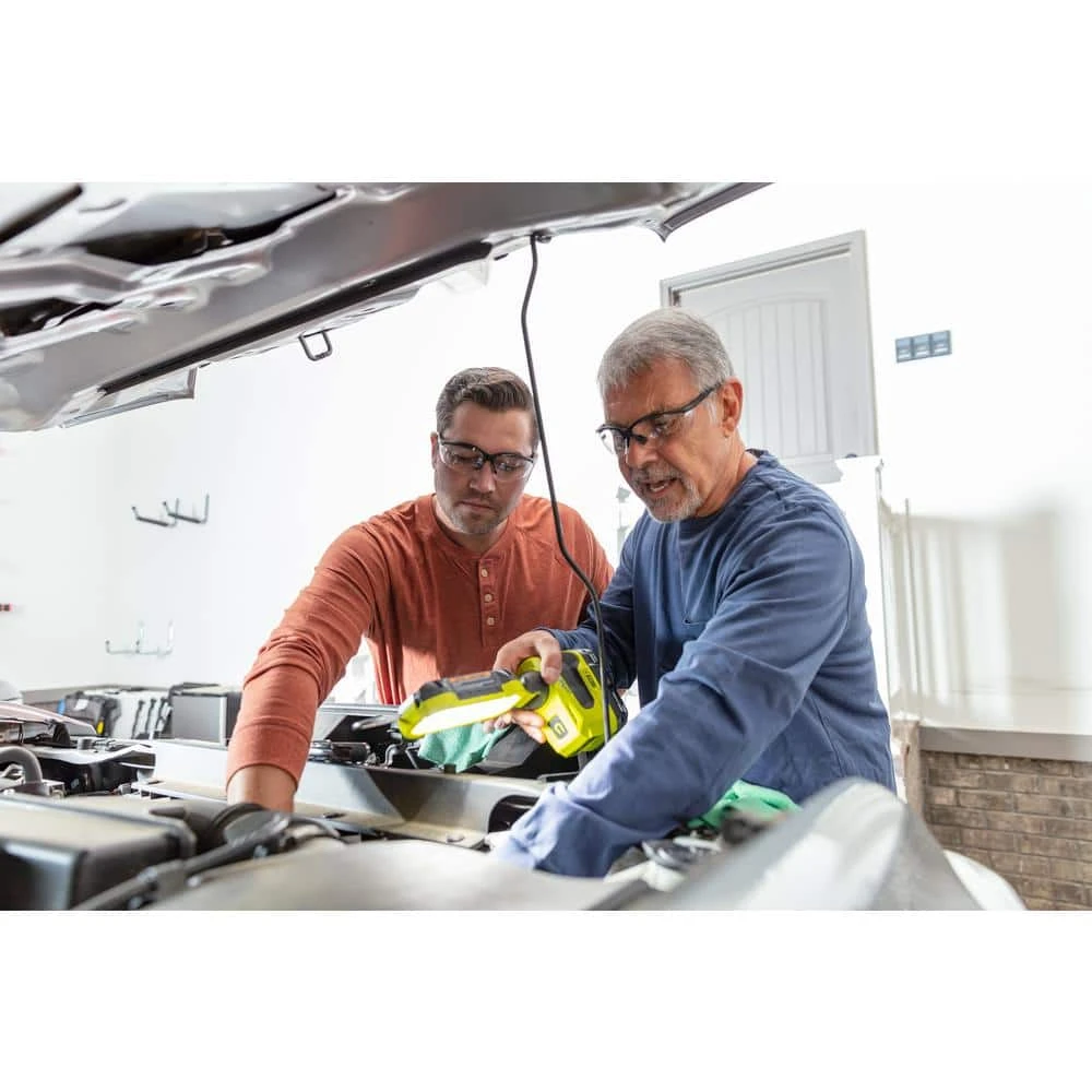 Ryobi ONE+ 18V Hybrid LED Project Light (Tool Only) 2 Ryobi ONE+ 18V Hybrid LED Project Light (Tool Only) - Image 2