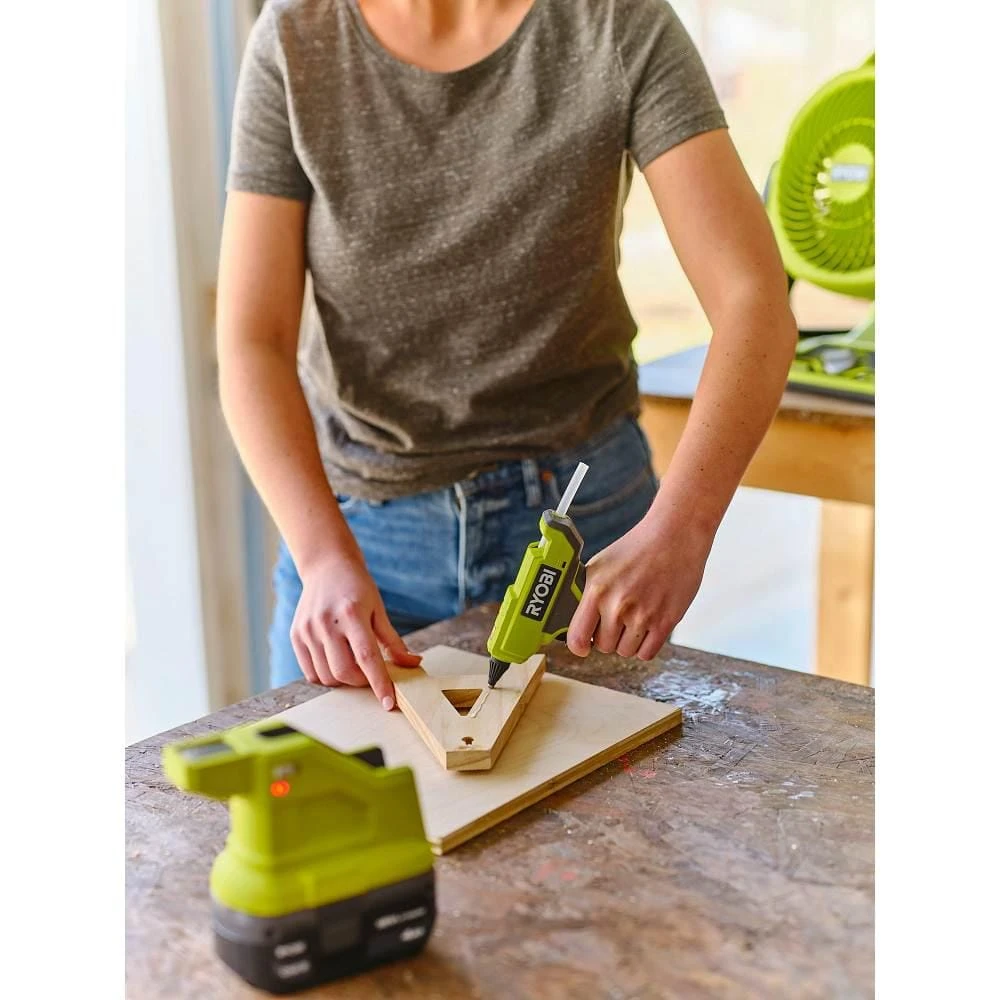 Ryobi ONE+ 18V Lithium-Ion 4.0 Ah Battery (2-Pack) And Charger Kit 8 Ryobi ONE+ 18V Lithium-Ion 4.0 Ah Battery (2-Pack) And Charger Kit - Image 8